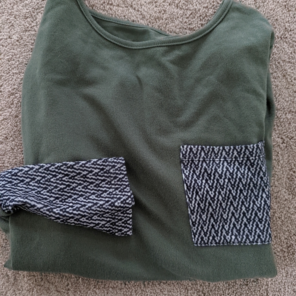 Long sleeve shirt
